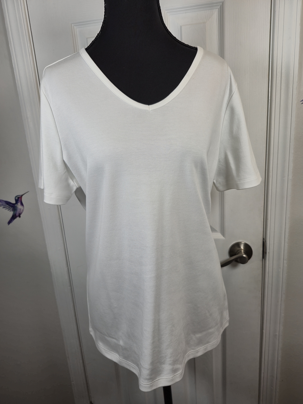 L.L. Bean Supima Cotton V-Neck Tee White Large - Picture 2 of 5